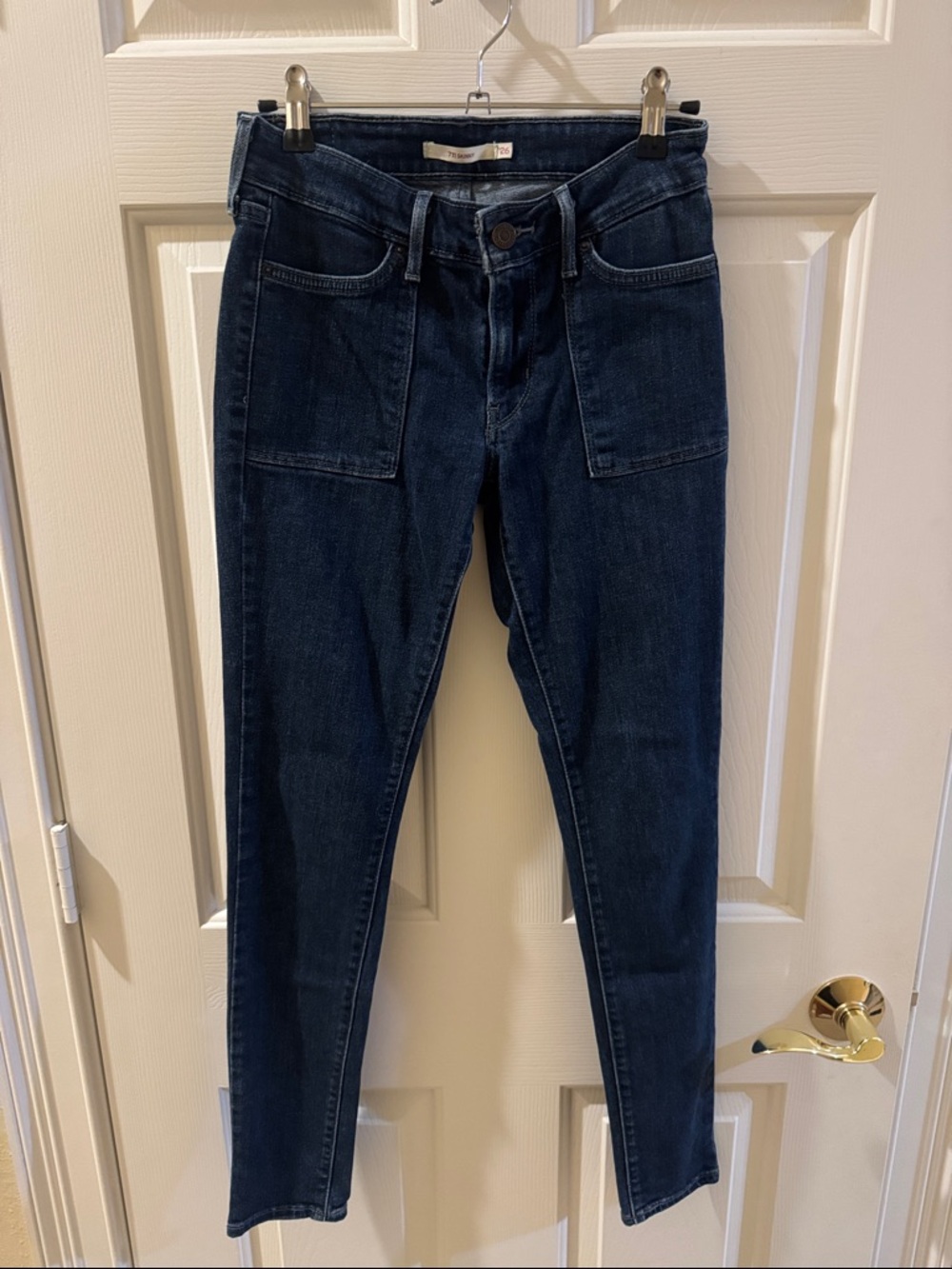 Levi's Women's 711 Skinny Jeans size 26